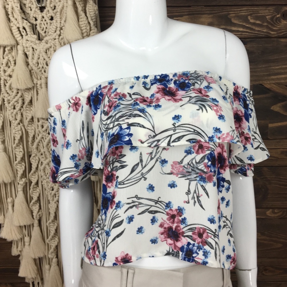 TeenBell | Off Shoulder Blouse Floral Pattern - Picture 6 of 7